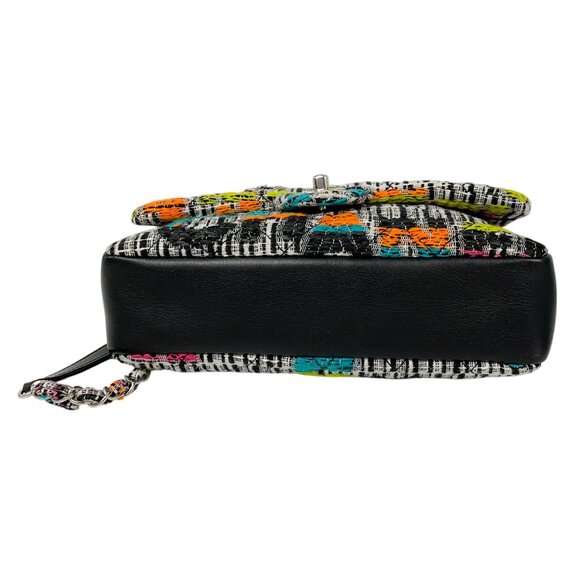 Chanel Black / White Multi 2015 Easy Fantasy Tweed Flap Shoulder Bag - Picture 6 of 16